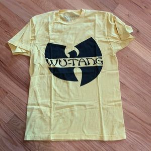 Yellow wu tang shirt